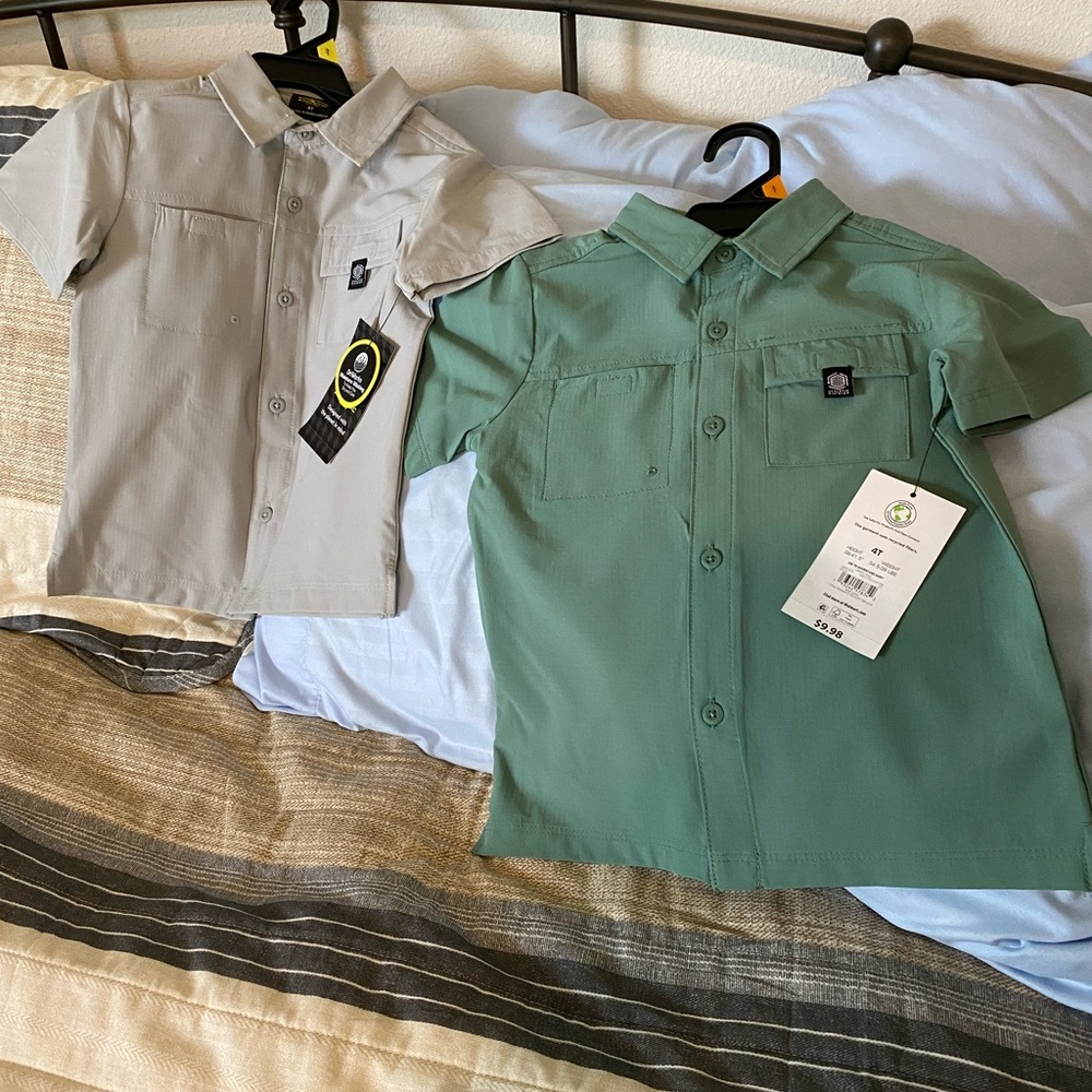 Set of Two Short Sleeve Button-Up Shirts